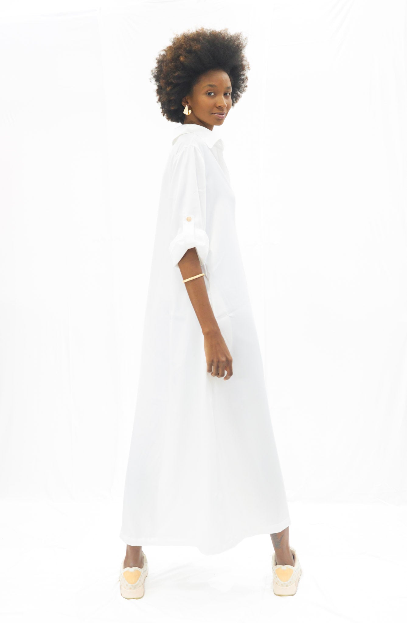 Chemise Feminina Contemporânea Off-White Yebo